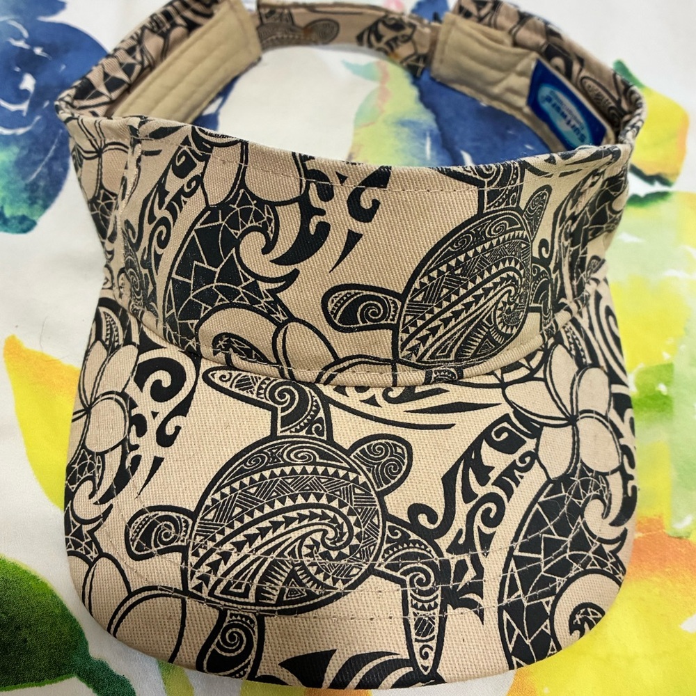 Surfware Hawaiian Classics Stylish Tan and Black Visor